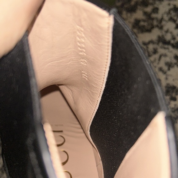 Gucci 60mm Logo Lettering Leather Boots - Picture 12 of 14